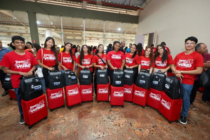 Da emissão de passaportes à logística internacional: os bastidores do Daqui pra o Mundo