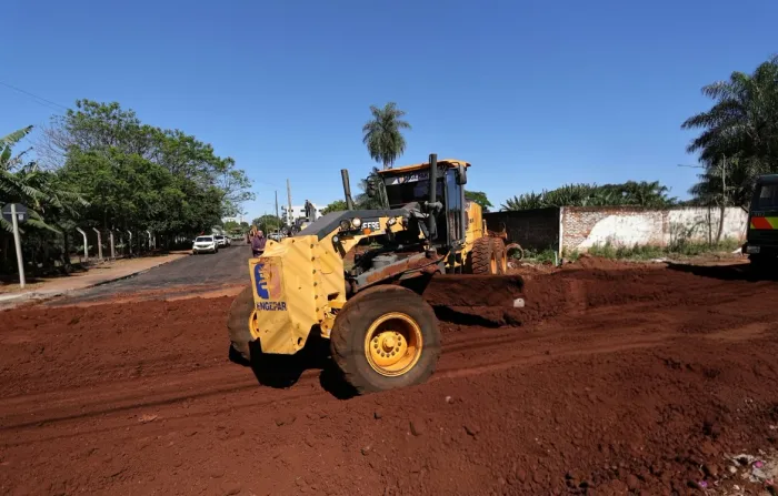 Prefeitura acelera recapeamento em Dourados com obras no fim de semana