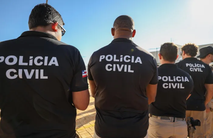 Polícia Civil cumpre mandado de apreensão por roubo de motocicleta em Feira de Santana