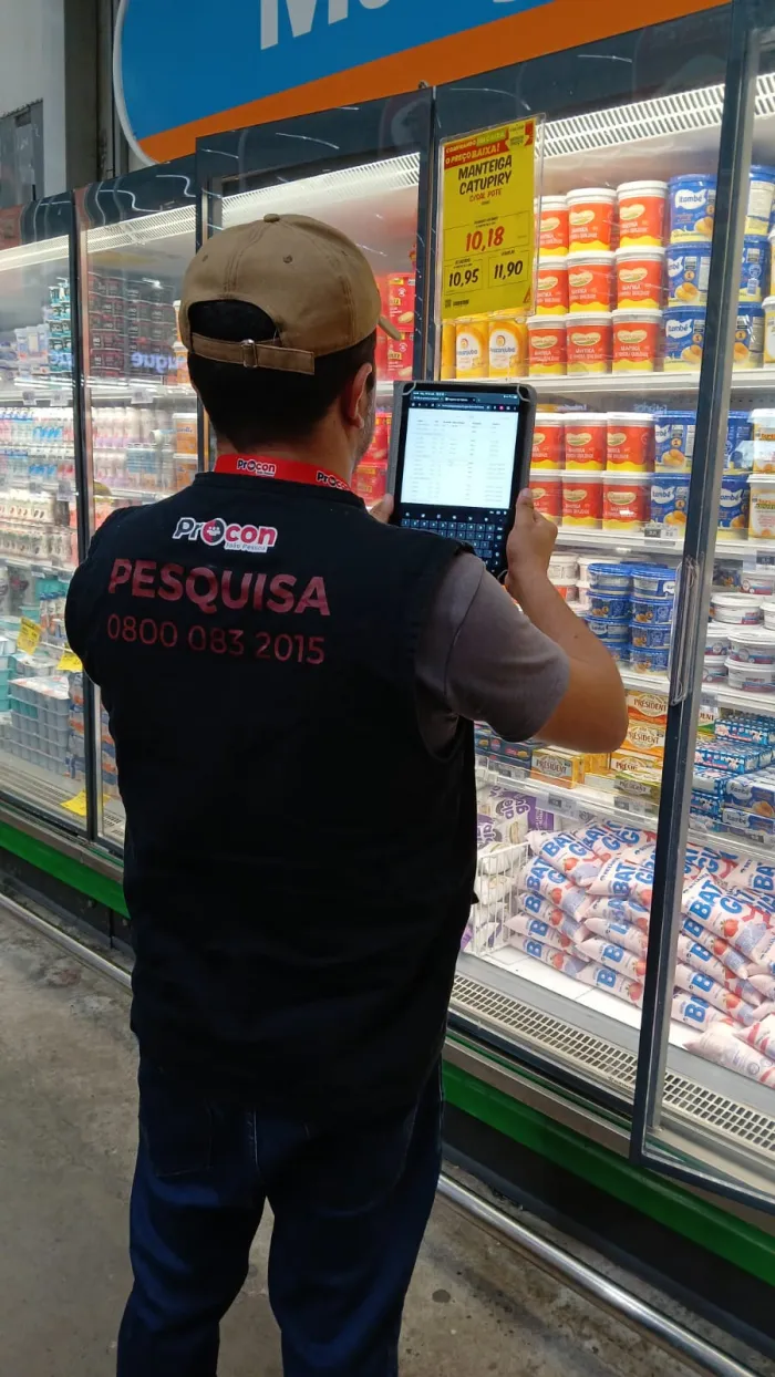 Procon-JP registra diferença de quase R$ 15 no preço do leite em pó em pesquisa de alimentos