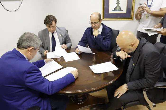 Comissão aprova projeto de lei que institui o Estatuto da Pessoa com Doença Rara