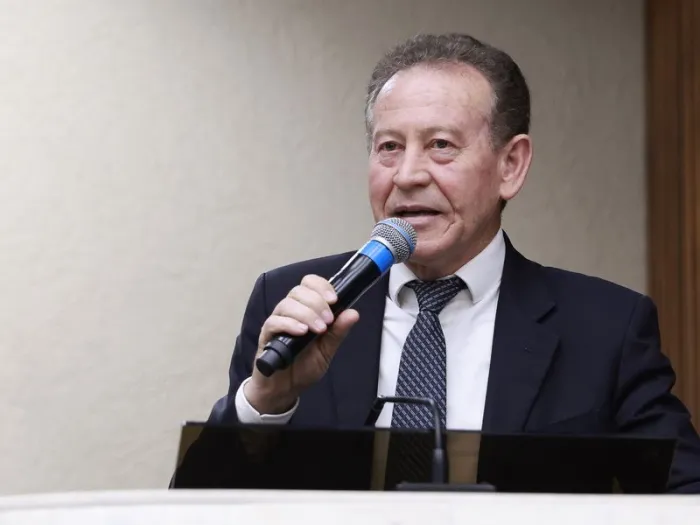 Deputado Professor Lemos (PT) questiona volume de benefícios fiscais do Poder Executivo e defende mais investimentos em áreas essenciais