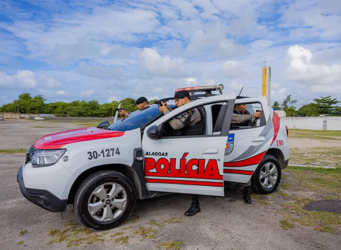 Polícias prendem suspeito de roubar moto usada em homicídio de filha de massagista do CRB