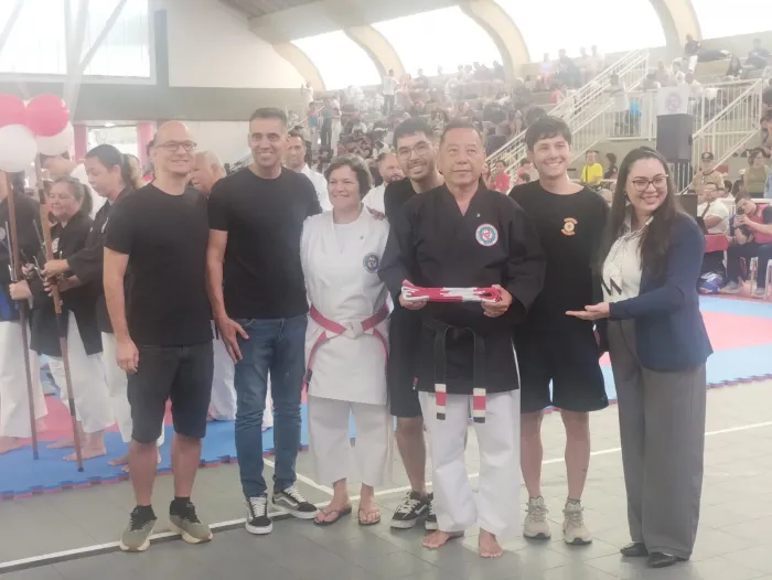 Festival SuperEscola de ginástica rítmica, Brasileiro de Caratê e curso da FPA agitam Praia Grande