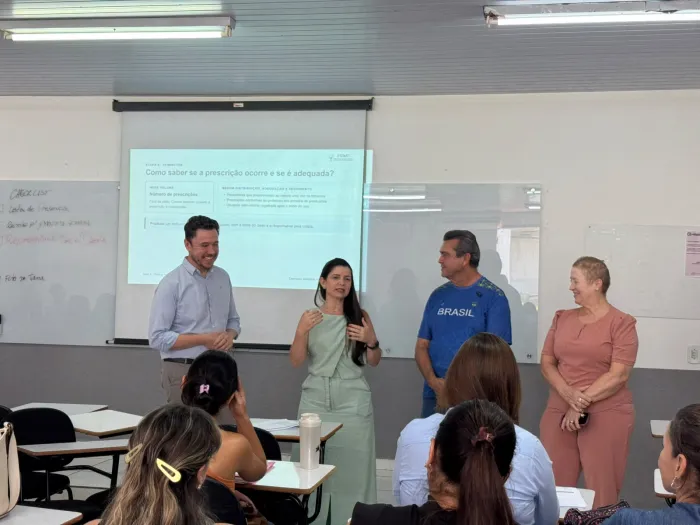 Prefeito Sérgio Machnic visita Faculdade Anhanguera e acompanha ações na área da saúde em Primavera…