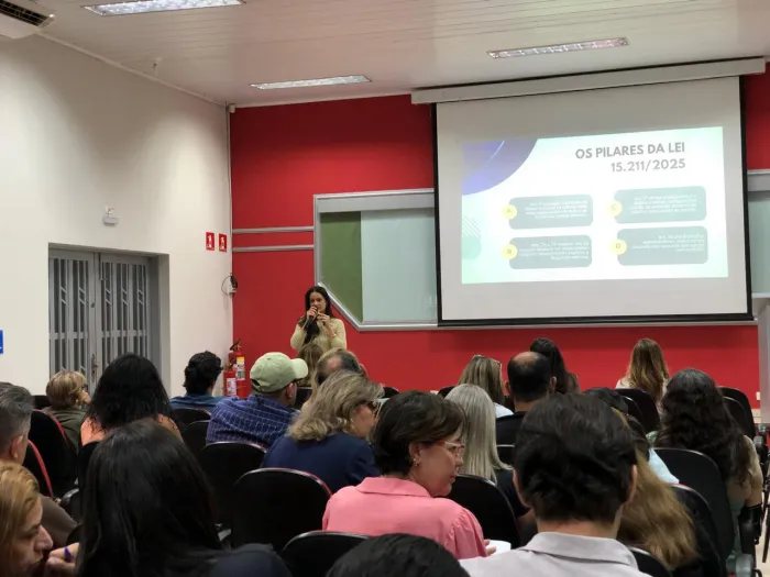 Semed orienta gestores sobre novas regras do ECA Digital