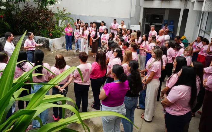 Sesau promove ação educativa sobre prevenção e diagnóstico precoce do câncer de mama