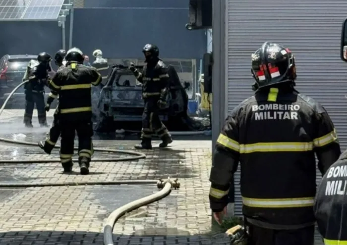 Corpo de Bombeiros divulga normas de segurança em locais de recargas de veículos elétricos