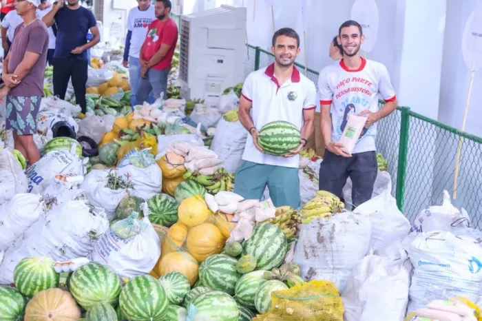 SAF entrega 35 toneladas de alimentos em Teresina e amplia ação para outros municípios