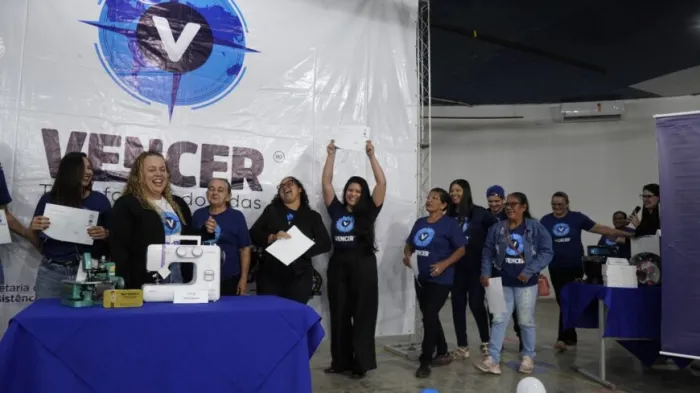 Programa Vencer garante cursos gratuitos e ao final são entregues kits com as ferramentas necessárias para trabalhar