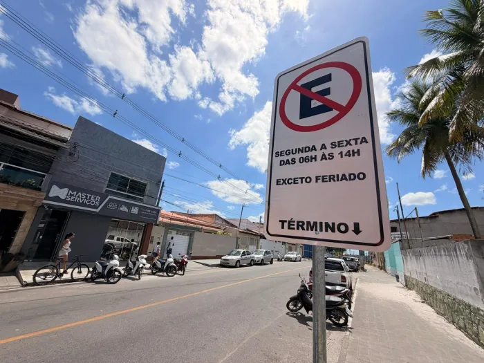 Nova sinalização reduz congestionamentos e melhora a fluidez do trânsito na Avenida Severino Vieira