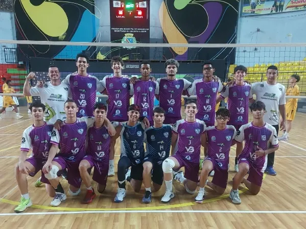 Vôlei masculino Sub-17 de Araçatuba vence Ribeirão Preto e chega invicto à final da Liga APV