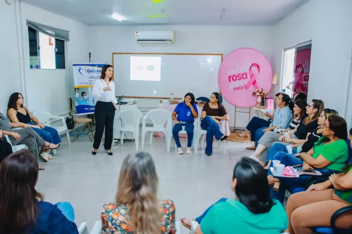 Outubro Rosa leva prevenção e acolhimento às servidoras da Sesau