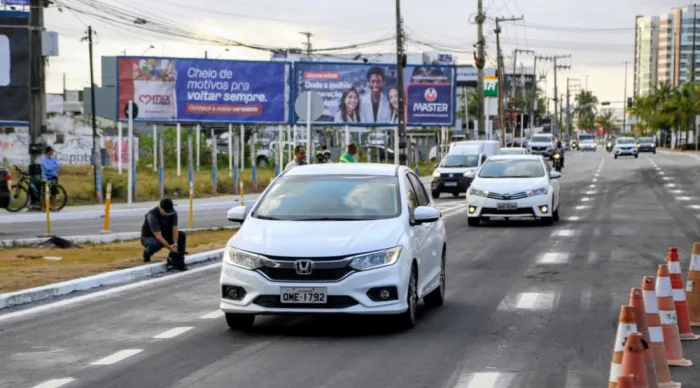 Condutores comemoram liberação da nova alça do Complexo Viário Senadora Maria do Carmo