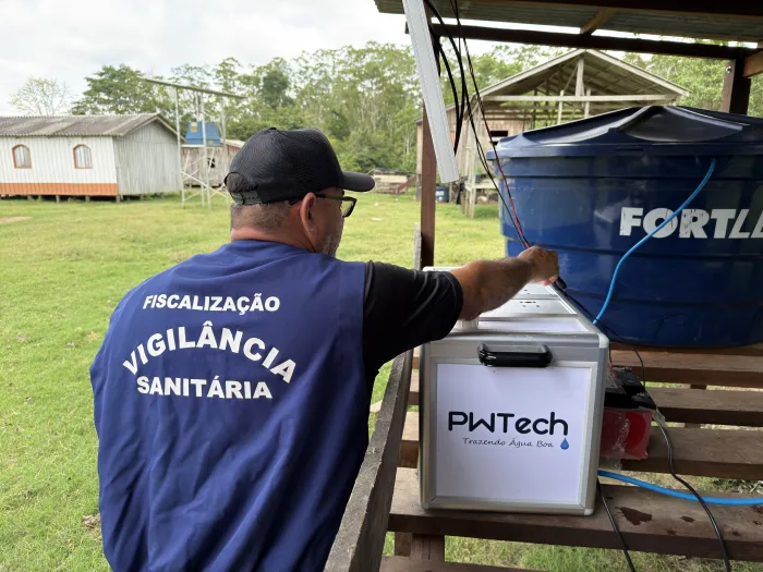 Ribeirinhos relatam alegria com acesso à água tratada após décadas de dificuldades