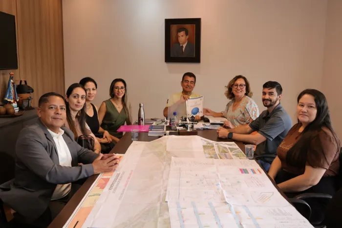 Prefeitura reúne dados sobre migrantes e debate planejamento de políticas públicas