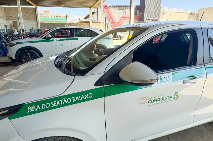 Atualização documental de condutores auxiliares de táxi começou nesta segunda e vai até 27 de novembro