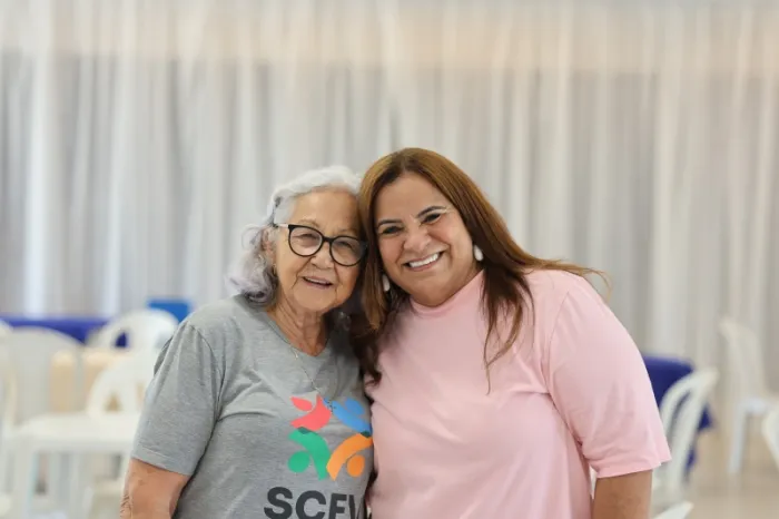 Bingo reuniu idosos de Brasilândia e do Distrito Debrasa em uma manhã especial de convivência, alegria e integração durante a programação do Mês da Pessoa Idosa.
