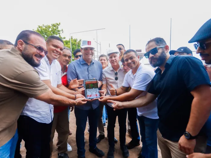 Com obras iniciadas, Leo Bezerra autoriza construção de praça no Novo Milênio e pede agilidade para entrega