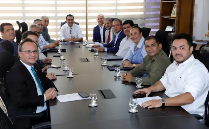 Governador Wanderlei Barbosa alinha ações com o secretariado estadual e prepara a transição de governo durante reunião no Palácio Araguaia, em Palmas - Foto: Antônio Gonçalves/Governo do Tocantins