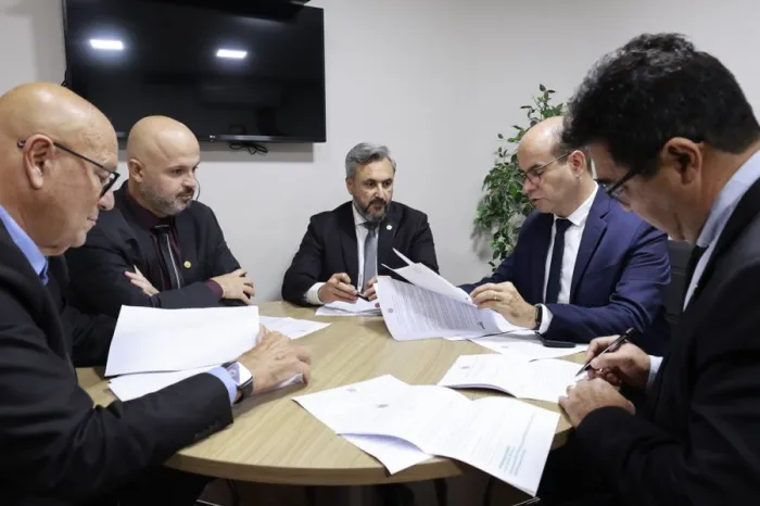 Comissão de Ciência, Tecnologia, Inovação e Ensino Superior aprova projeto que estimula uso da Inteligência Artificial no agronegócio