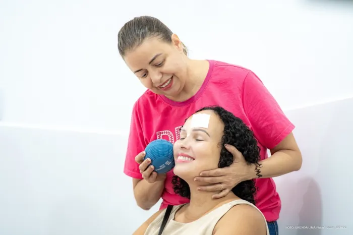 OUTUBRO DAS ROSAS - CPCOM promove consultas especializadas e serviços de beleza em “Dia D” de prevenção