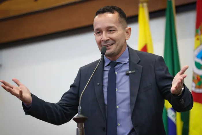 Adailton Cruz parabeniza eleitos, agradece votação e cobra avanços na saúde do Acre