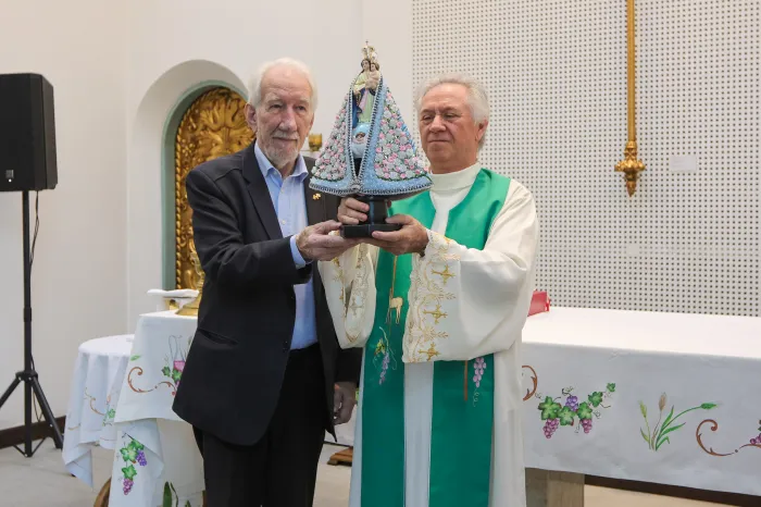 Darci Piana recebe imagem peregrina de Nossa Senhora do Rocio no Palácio Iguaçu