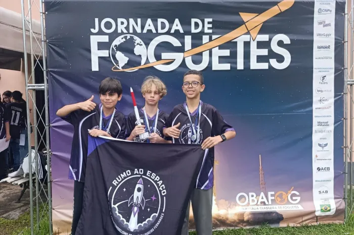 Estudantes da rede estadual do Paraná conquistam ouro inédito na 95ª Jornada de Foguetes