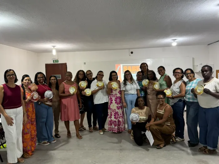 Selo Aprendeaê reconhece escolas municipais pelo desempenho na alfabetização do 2º ano em Alagoinhas