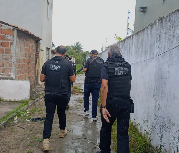 Investigado é suspeito de usar dados pessoais das vítimas para contratar empréstimos, financiar veículos e realizar transferências financeiras - 27/10/2026 - Fonte/Crédito: ASCOM PCBA