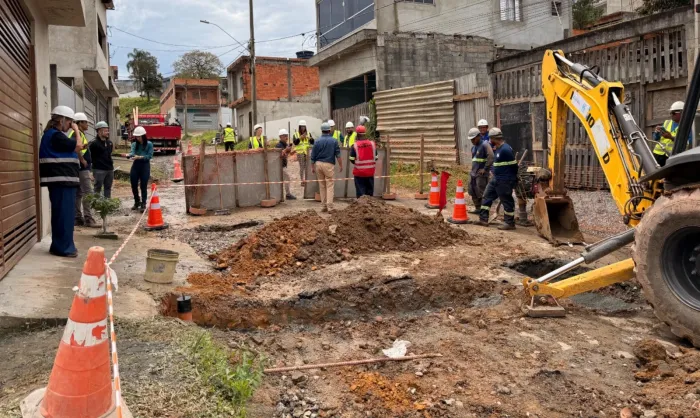 ‘Sem água é impossível sobreviver!’ Morador comemora chegada da água encanada em comunidades de Arujá