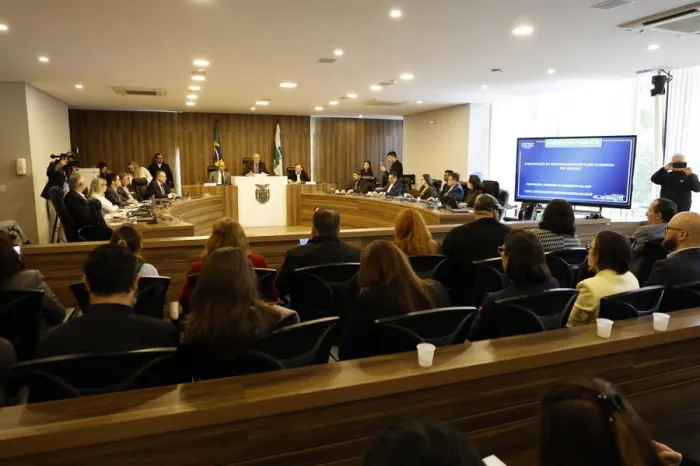 Audiência Pública debate andamento do Plano Plurianual do Estado do Paraná