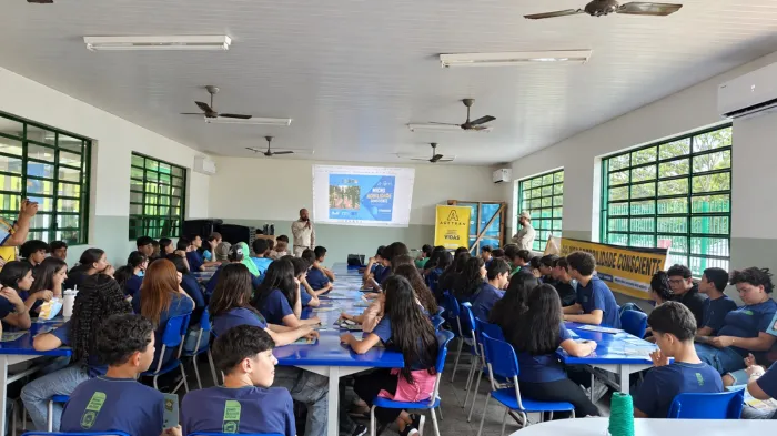 Prefeitura leva educação para o trânsito à Escola Estadual Pastor Daniel Berg