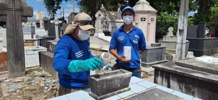 Prefeitura combate a dengue em cemitérios às vésperas de Finados