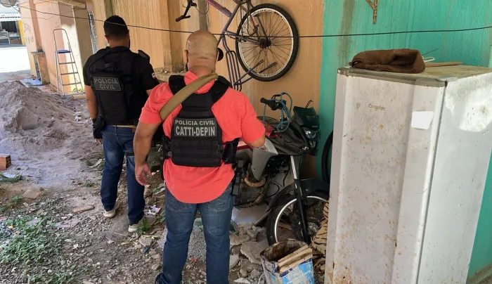 Veículos foram localizados em uma residência no bairro Vila Parracho - 28/10/2026 - Fonte/Crédito: ASCOM PCBA