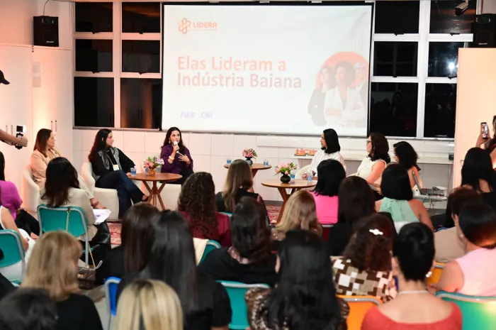 Mesa Redonda “Elas Lideram” reúne mulheres da indústria baiana em debate sobre liderança feminina no município
