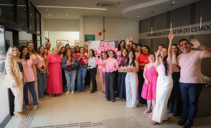 Aleac reforça prevenção ao câncer de mama com ações do Outubro Rosa voltadas aos servidores