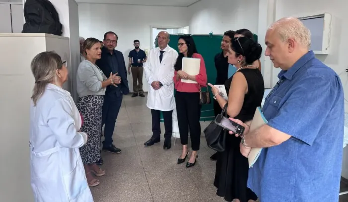 A iniciativa promove o intercâmbio de conhecimentos sobre estratégias de prevenção de novas fraturas e apresenta a experiência do serviço estadual aos profissionais