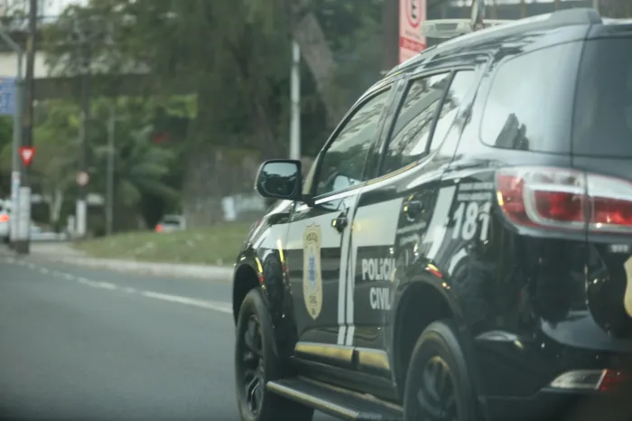Homem é preso com porções de diferentes drogas em Salvador
