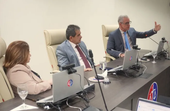 Implementação de novas ferramentas digitais foi um dos temas da reunião