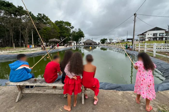 Crianças e adolescentes do Serviço de Convivência do Cras IX têm tarde de lazer