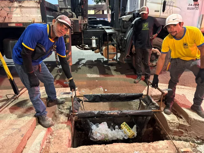 Limpeza dos ecobueiros identifica resíduos descartados irregularmente em Porto Velho
