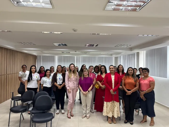 Sead promove roda de conversa com servidoras em alusão ao Outubro Rosa