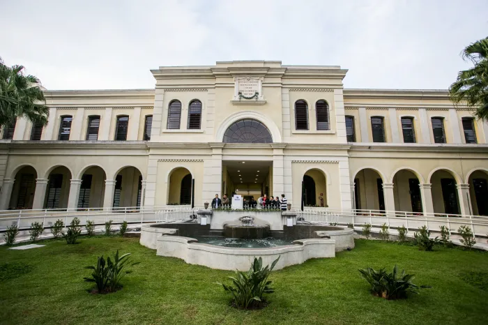 Grupo de dança boliviana na Festa do Imigrante. Foto: Chris Ceneviva e Victor Herege/Divulgação Museu da Imigração