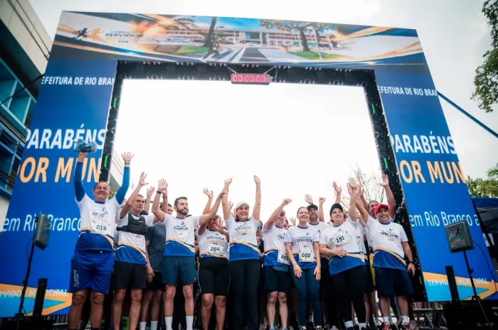 Governadora Mailza participa da 1ª Corrida do Servidor promovida pela Prefeitura de Rio Branco e reforça parceria com gestão municipal